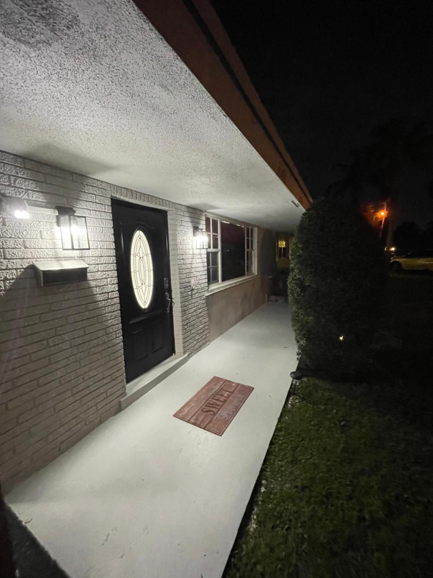 Cozy Comfy House Pembroke Pines Exterior foto